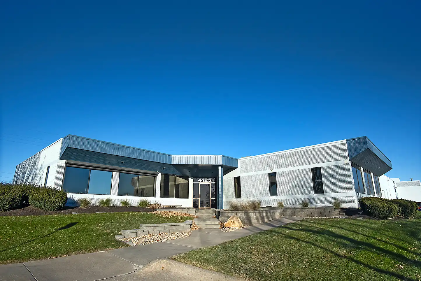 Front of Building Bishop Business